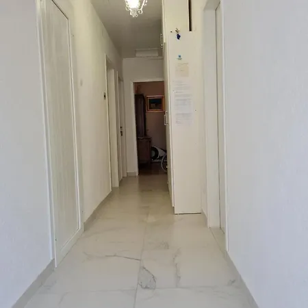 Agata Apartman Lastovo
