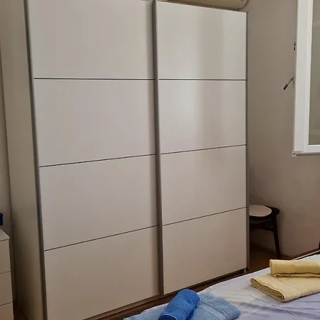 Agata Apartment *